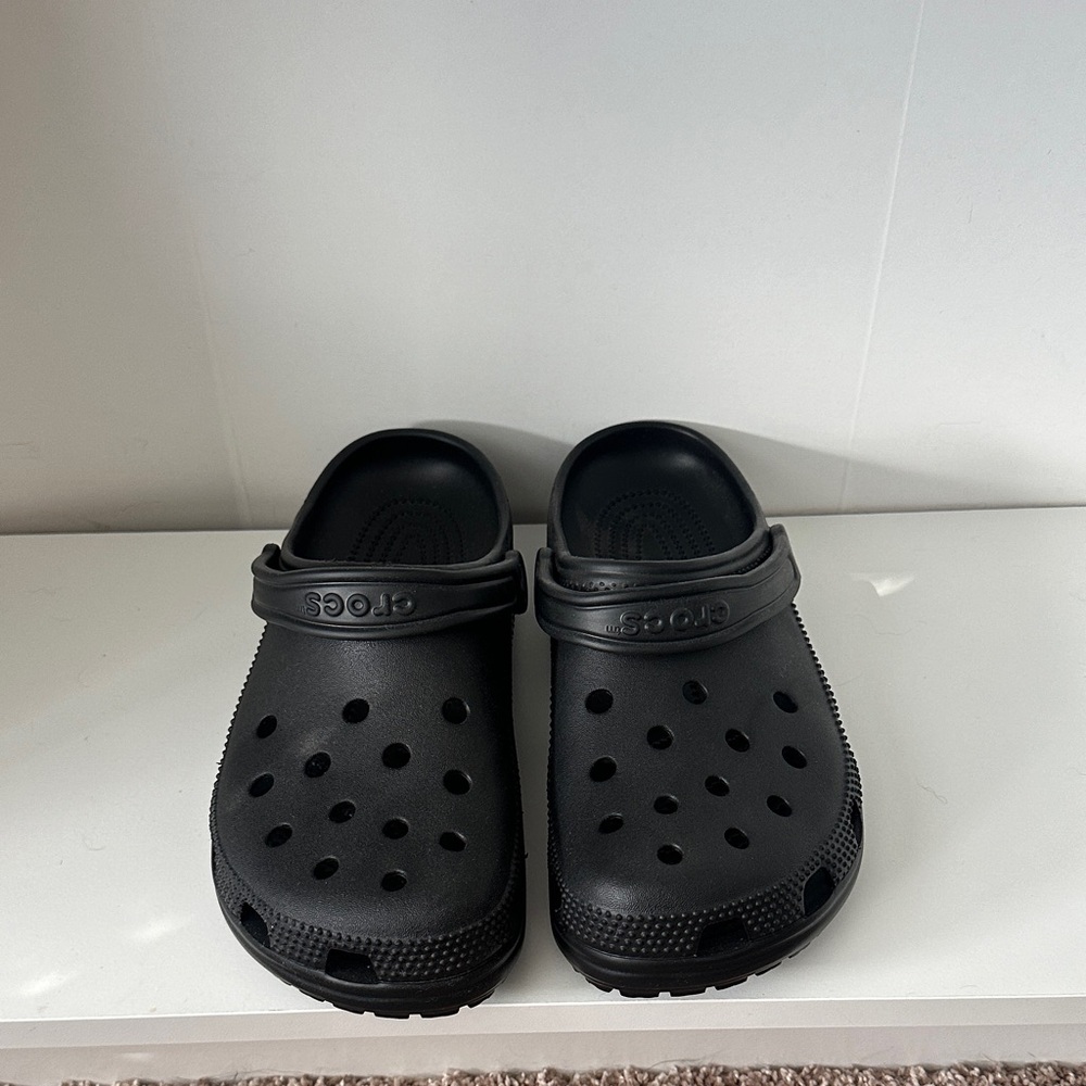 Classic CROCS